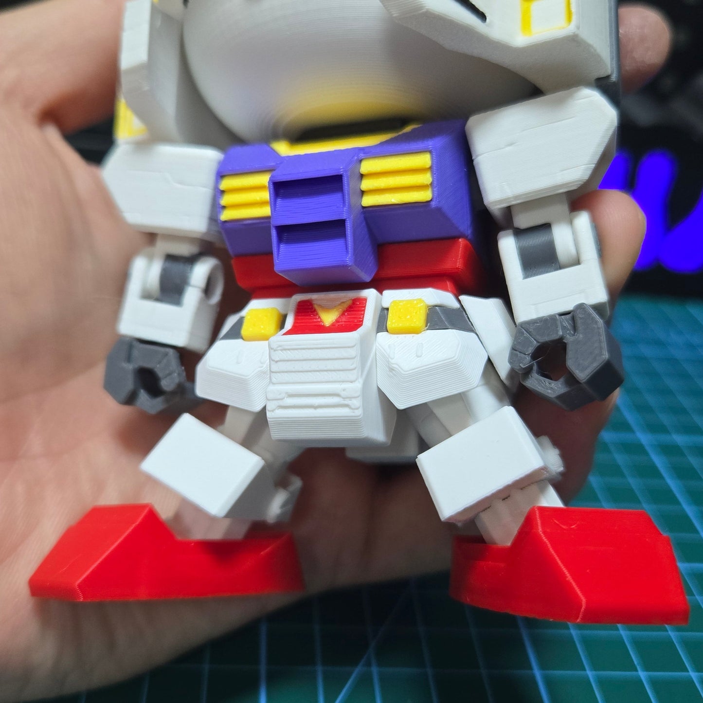 3D printed Hello Kitty Gundam desktop ornaments
