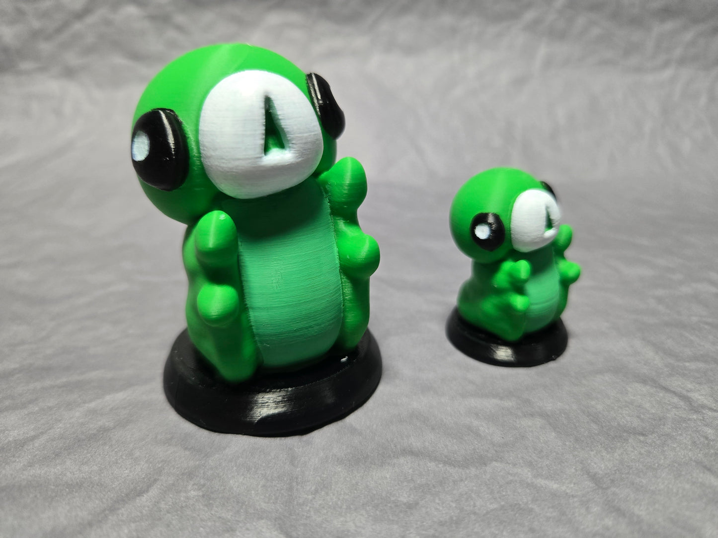3D printed Hollow Knight cute little worm desktop decoration ornament