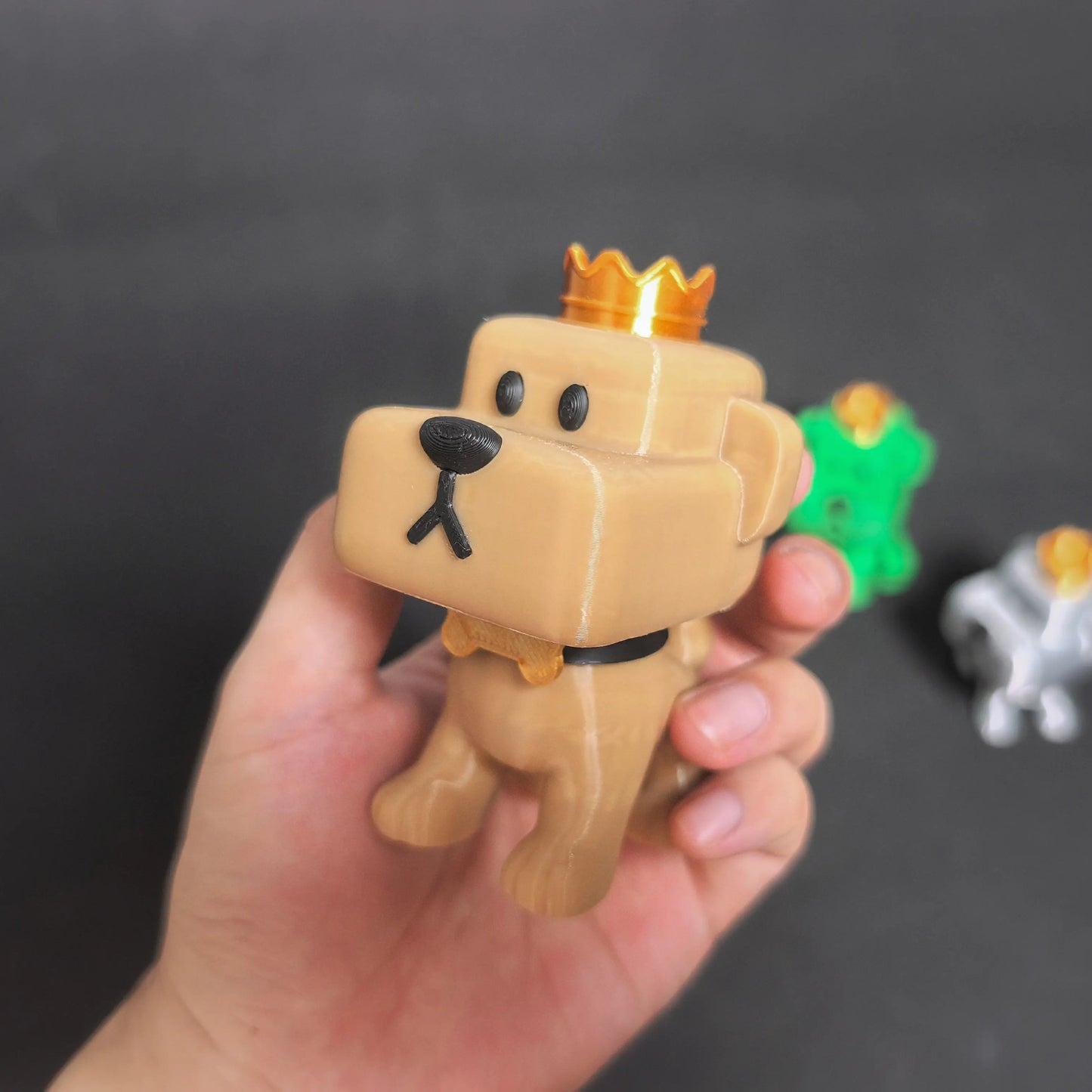 3D Printed Cube Puppy Figure with Movable Head and golden Crowns