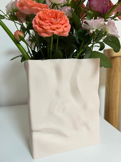 3D printed modern style vase with creases texture diy made