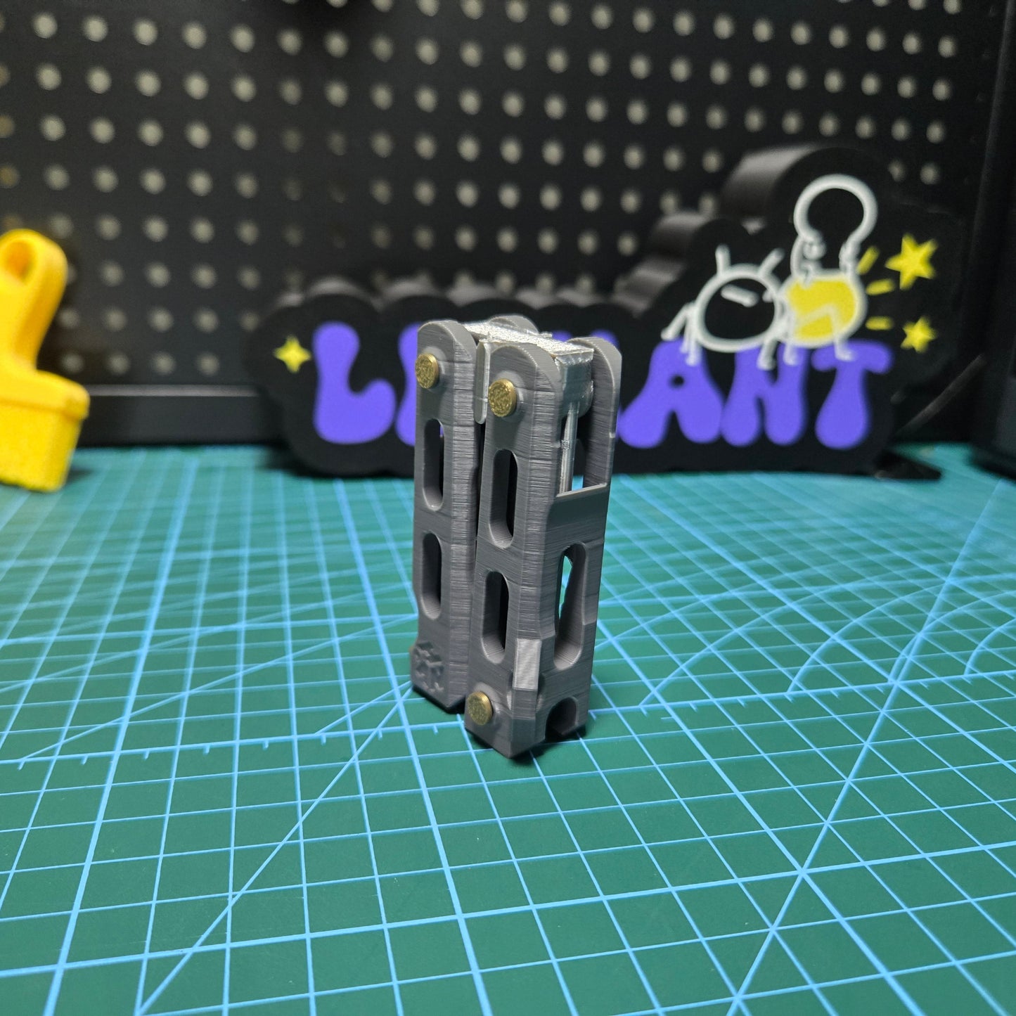 3D Printed Decompression Butterfly Knife