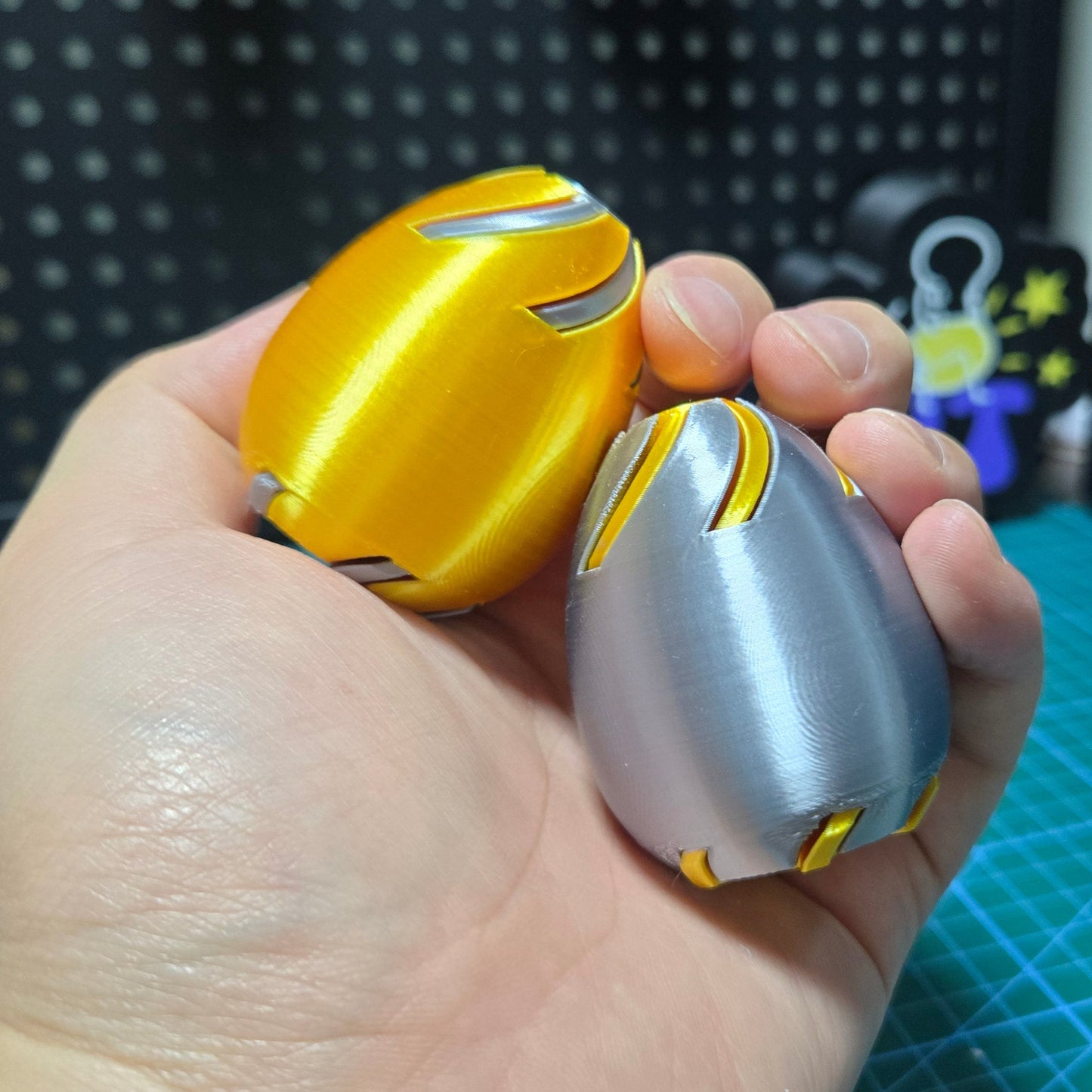 Unique decompression egg 3D printed spiral push-pull fun toy