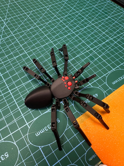 3D printed Halloween red-eyed spider joint movable DIY made